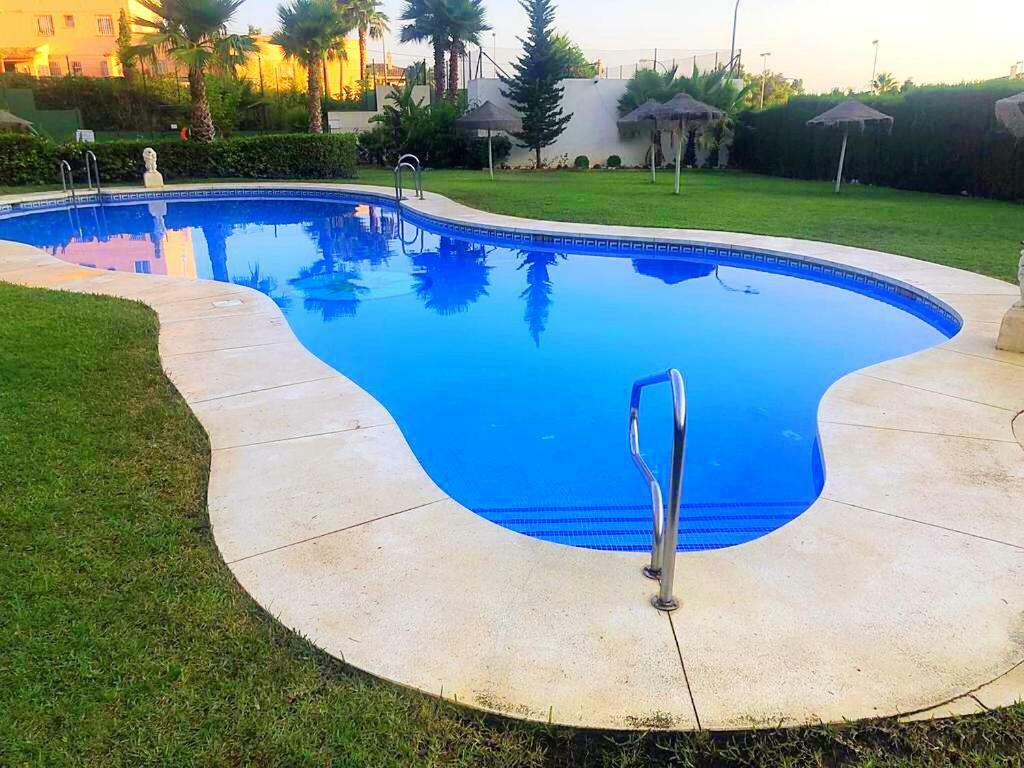 Seaview Apartment With Great Amenities & Facilities Benalmádena Eksteriør billede