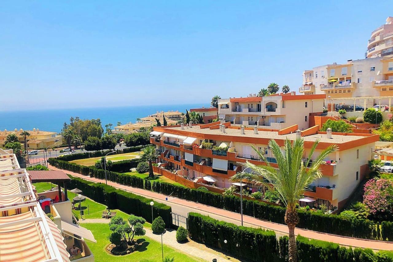 Seaview Apartment With Great Amenities & Facilities Benalmádena Eksteriør billede